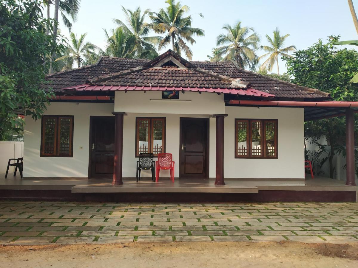 Dove Cottage Cherai Beach Exterior photo