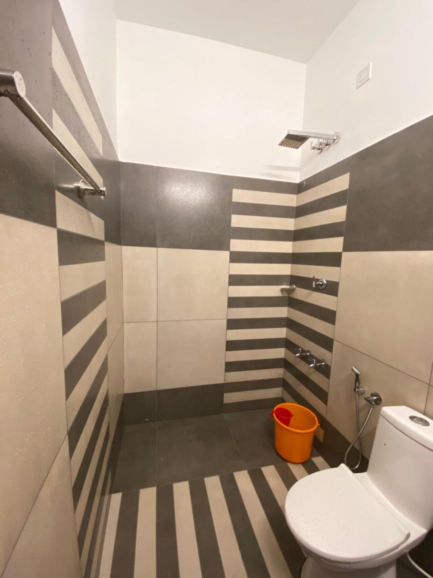 Dove Cottage Cherai Beach Exterior photo