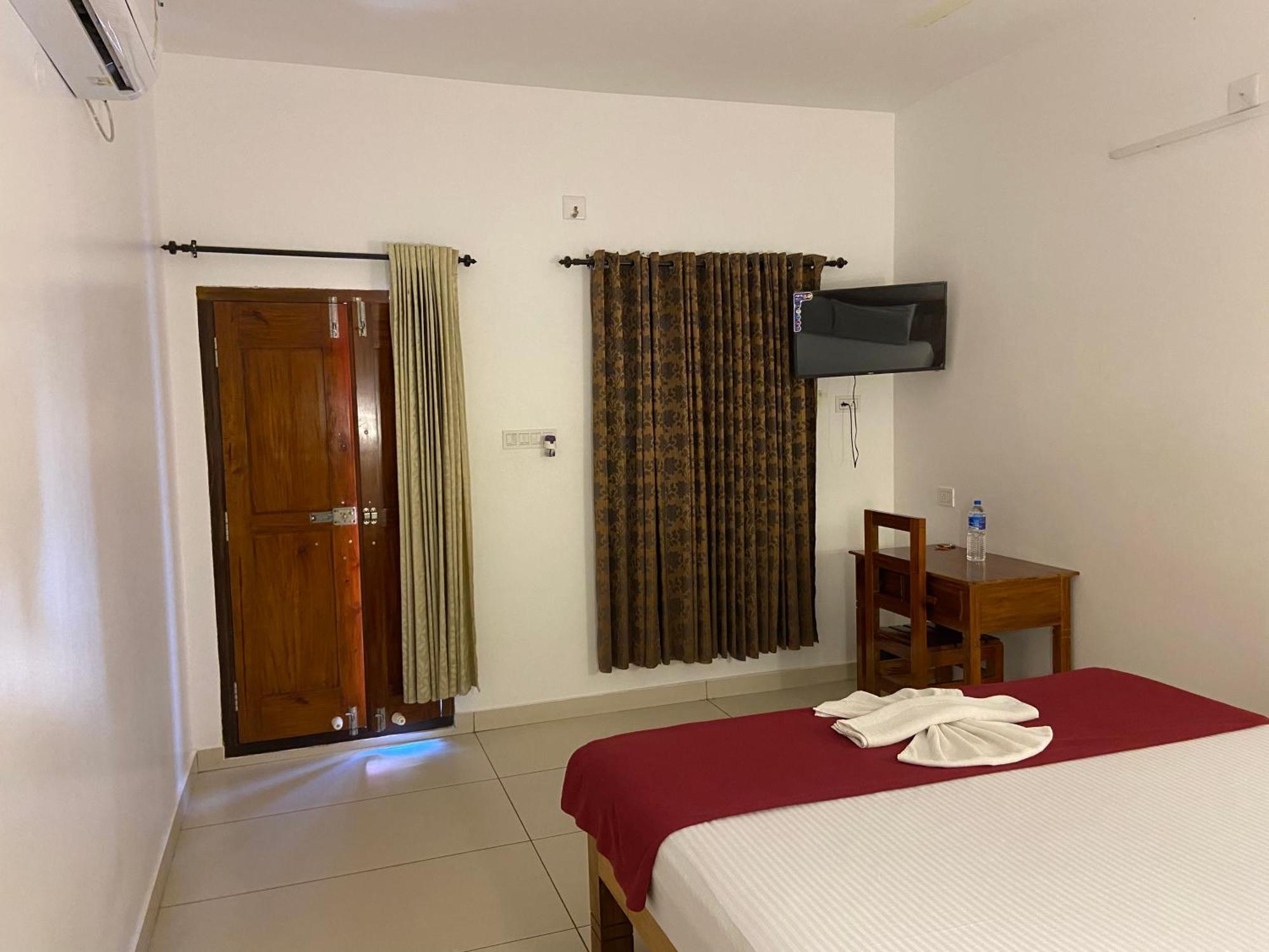Dove Cottage Cherai Beach Exterior photo